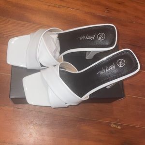 White mules size 6 nasty gal